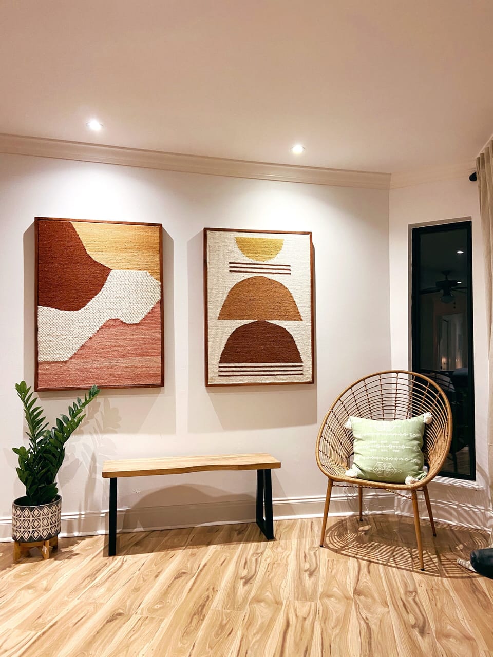 Living room detail 