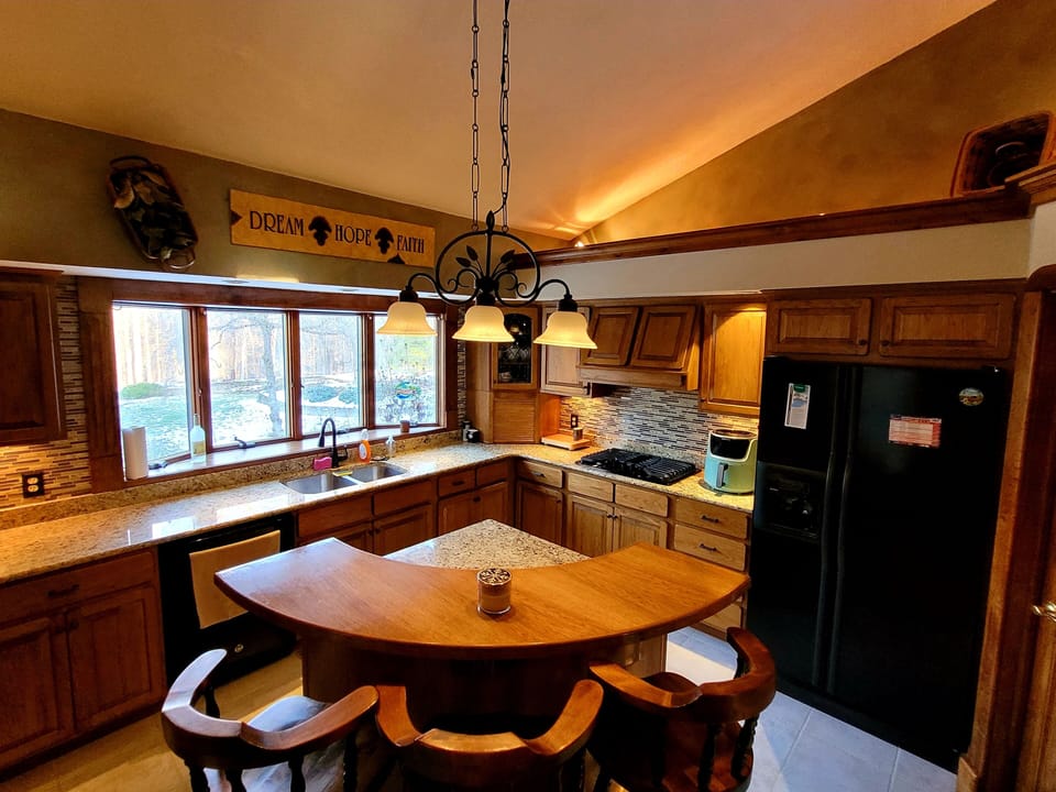 Fully stocked kitchen