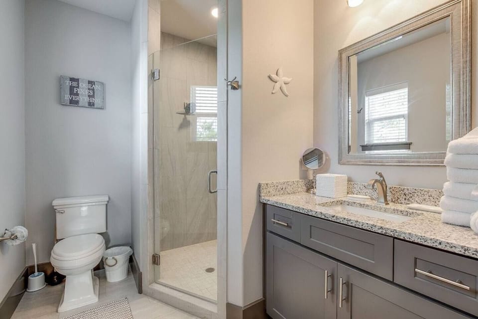 2nd master en suite bathroom