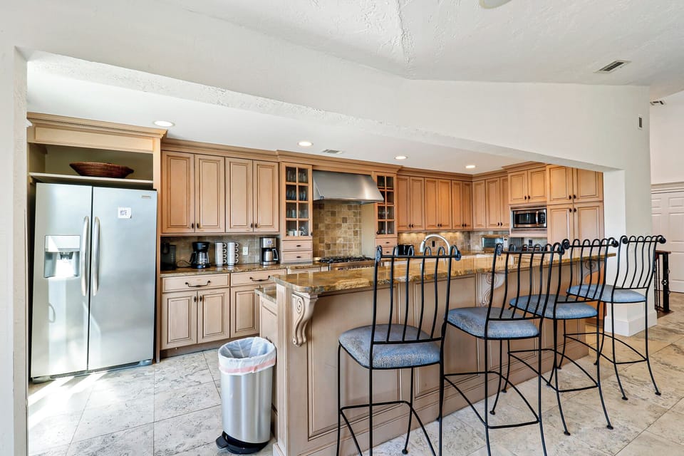 26 Bradley Circle | Kitchen - 26 Bradley Circle | Kitchen