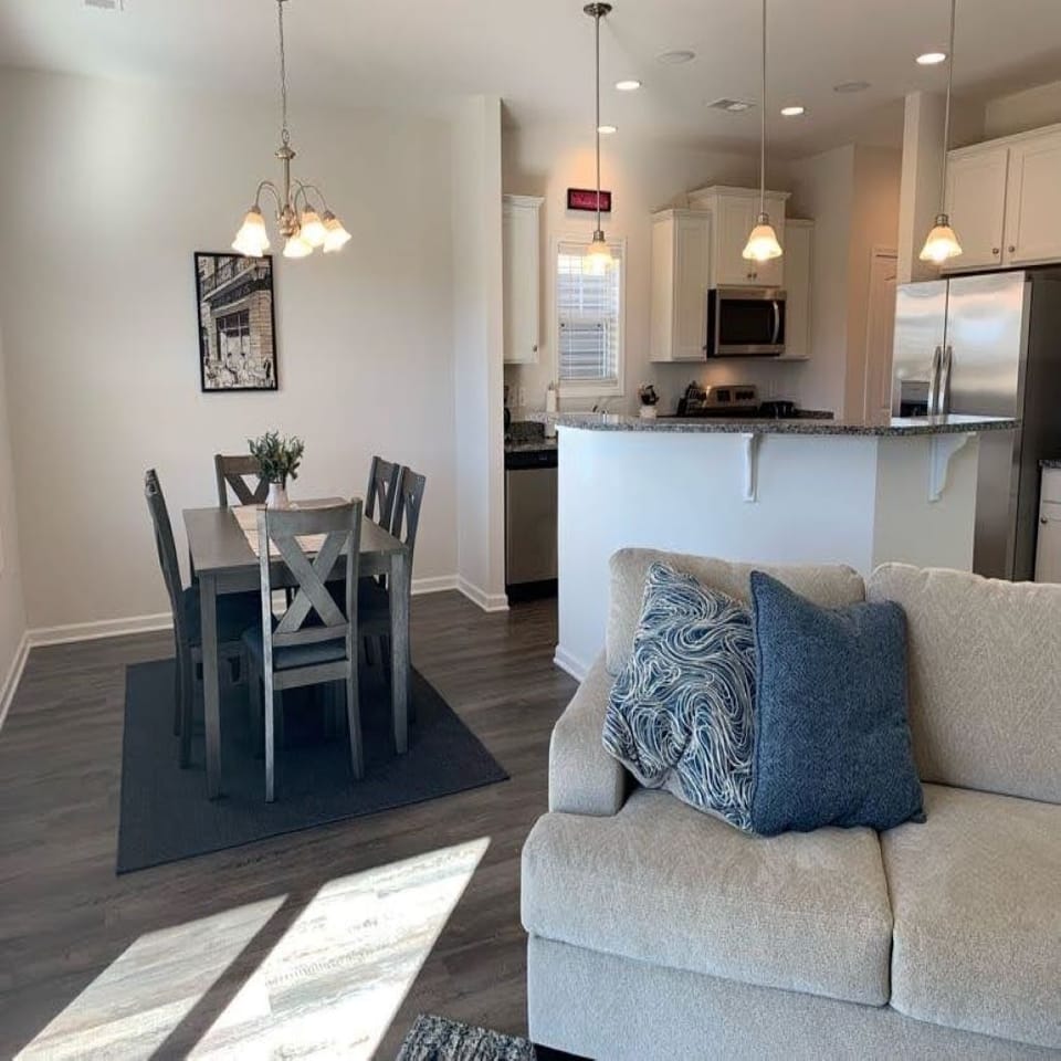 living room to dining room