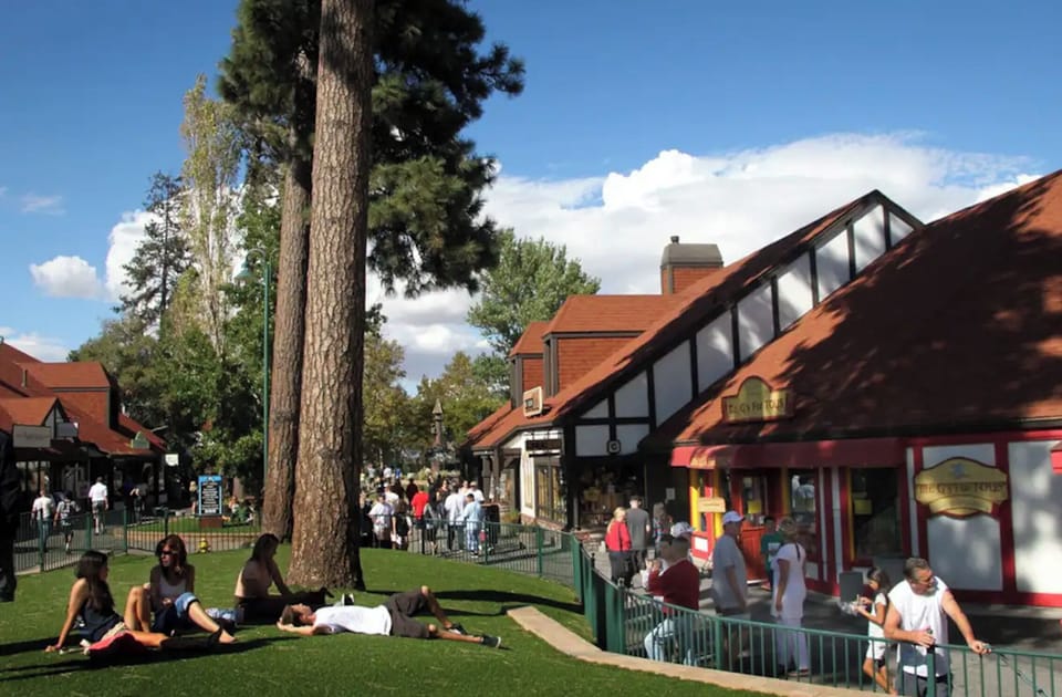 2 Miles to Lake Arrowhead Village 