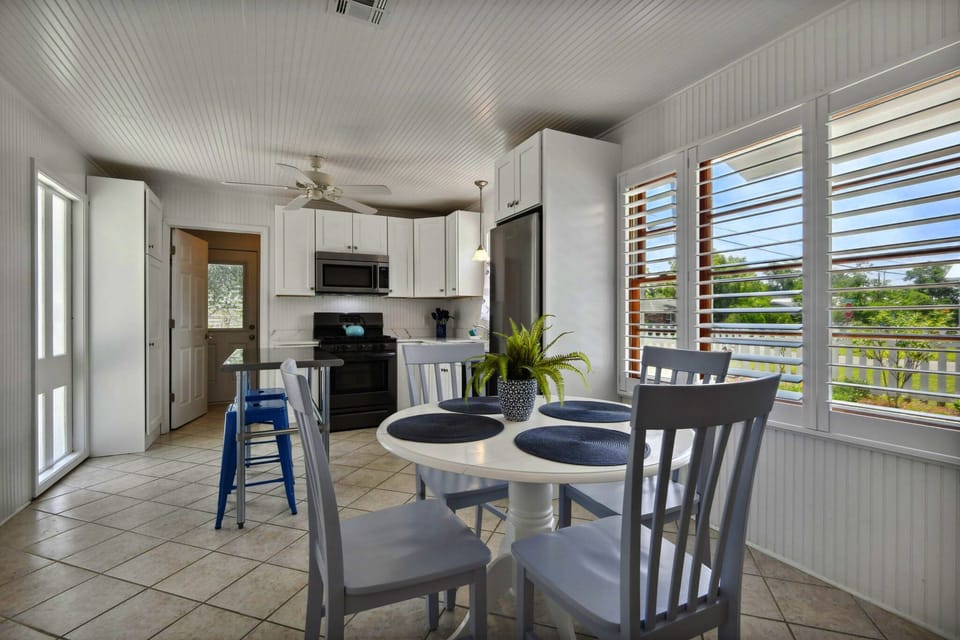 Kitchen and dining area