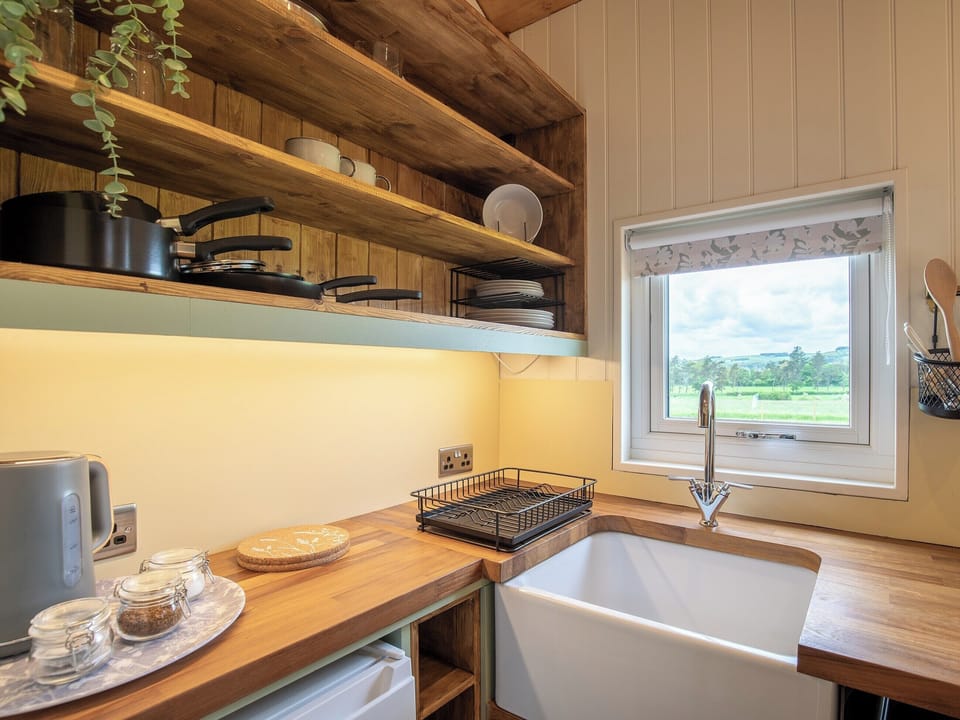 Kitchen area | Foxglove - Meadows Huts, Parwich, near Ashbourne