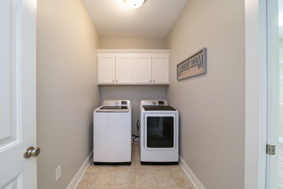 Brand new full size washer and dryer 
