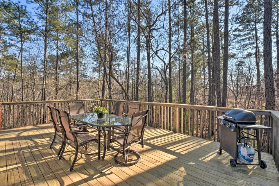 Partial Wraparound Deck