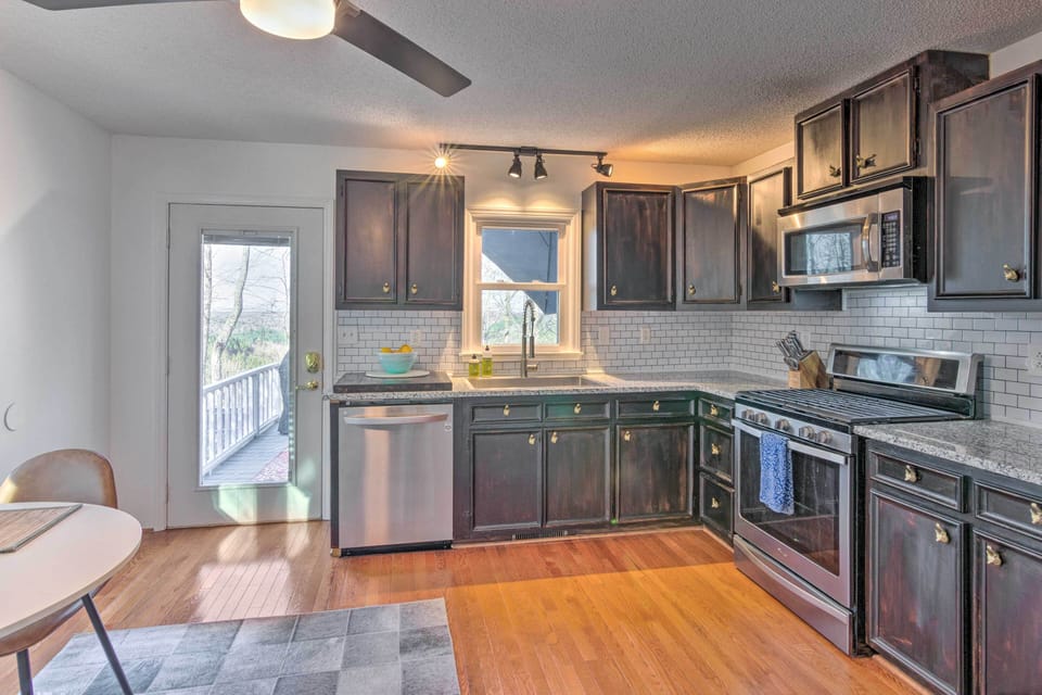 Fully Equipped Kitchen | Spices | Crockpot