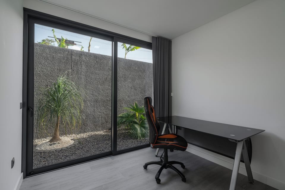 Ourmadeira Villas In Madeira Ocean Sunset Villa Office