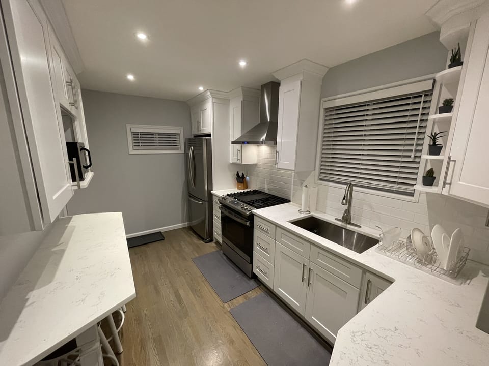 Kitchen w/ K-cup Coffee Maker