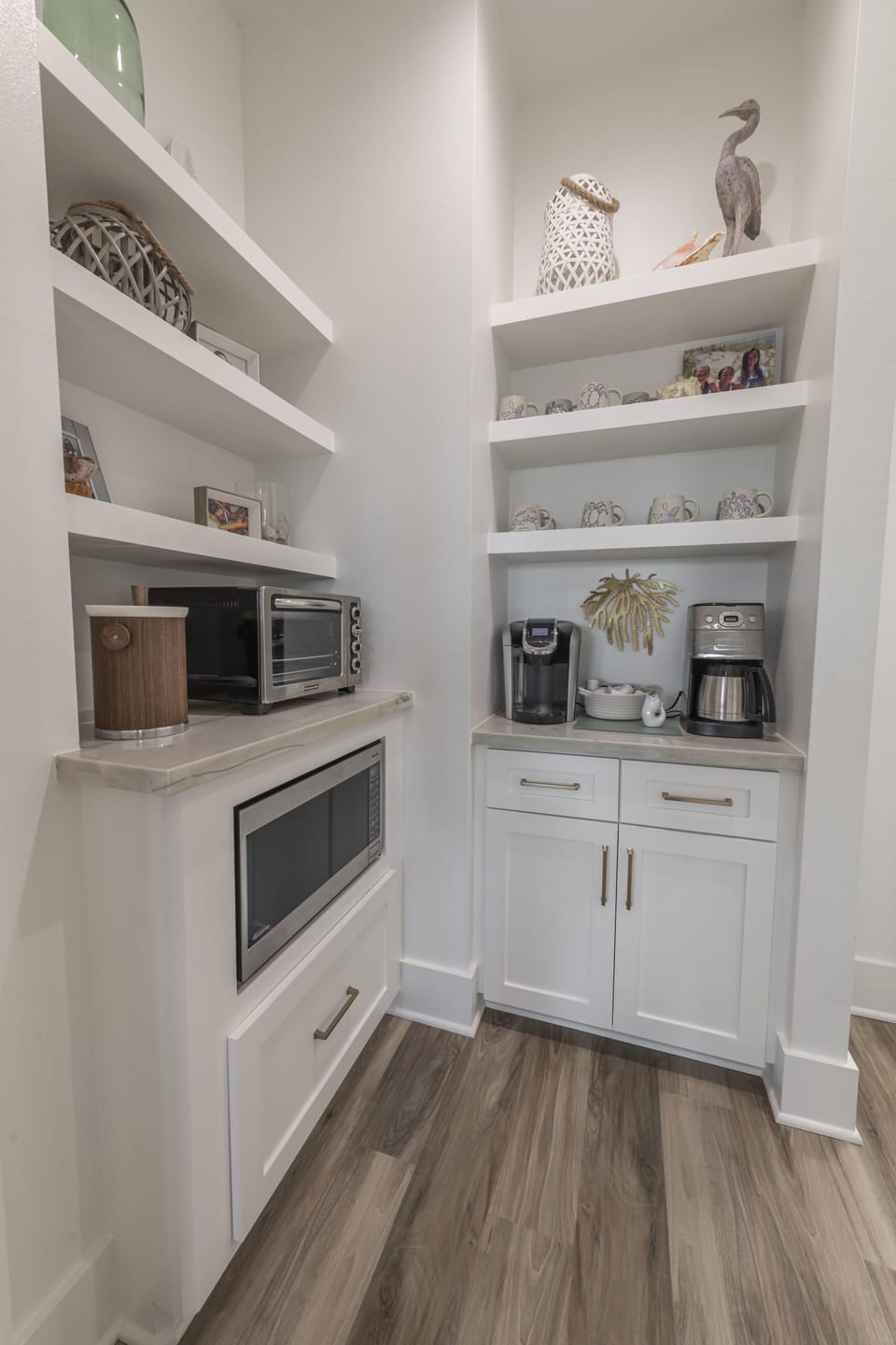 Coffee Bar w/ Keurig & Traditional coffee makers.  Toaster oven & microwave