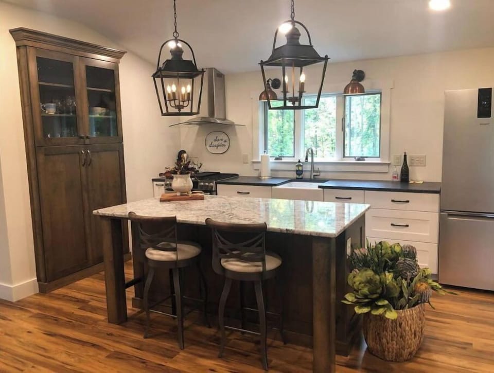 Mennonite crafted gourmet kitchen
