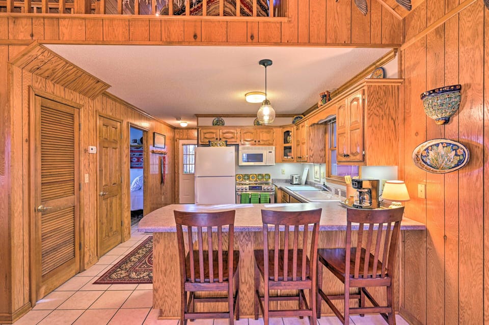 Dining Room | Central Heating & A/C