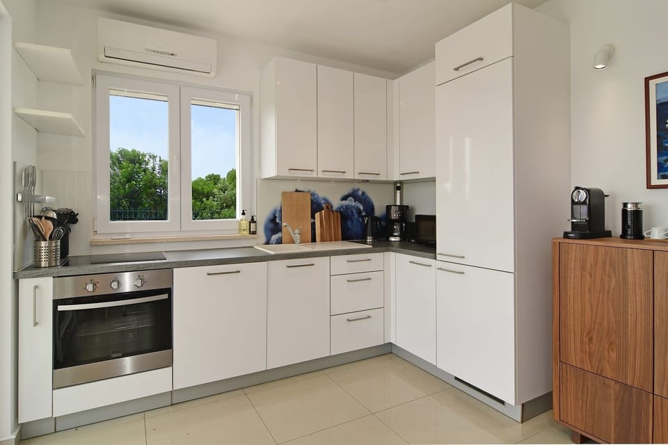 Lower floor kitchen area