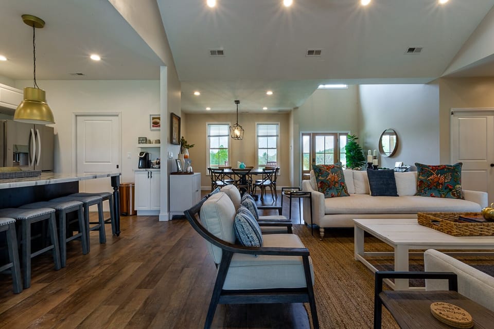 Bright and Airy open concept floor plan