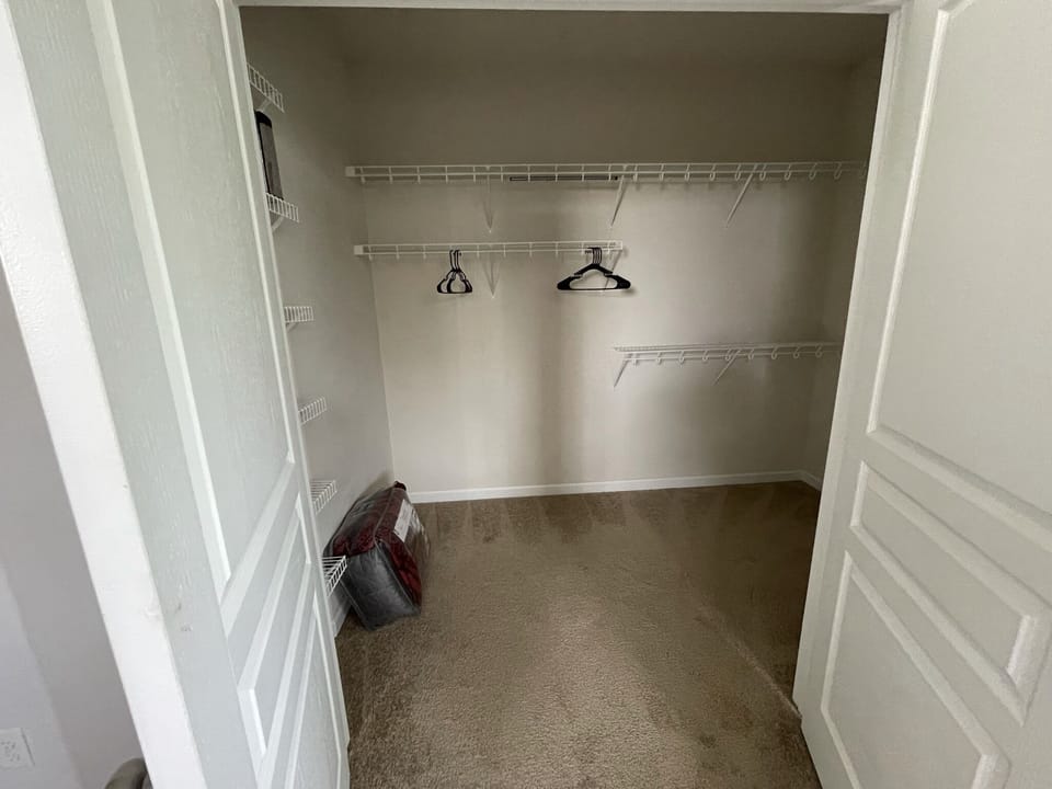 walkin closet