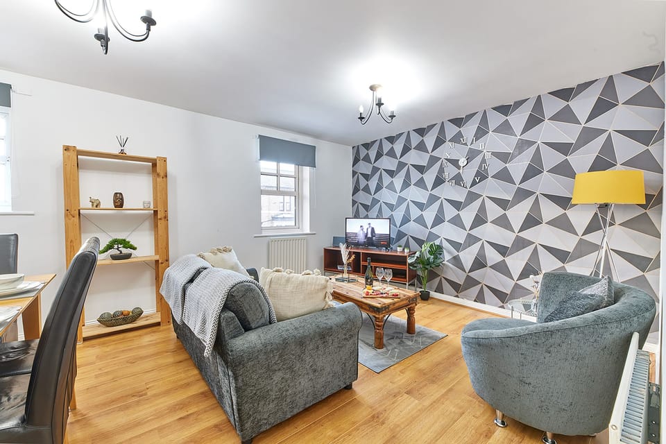 Living Room / Lounge