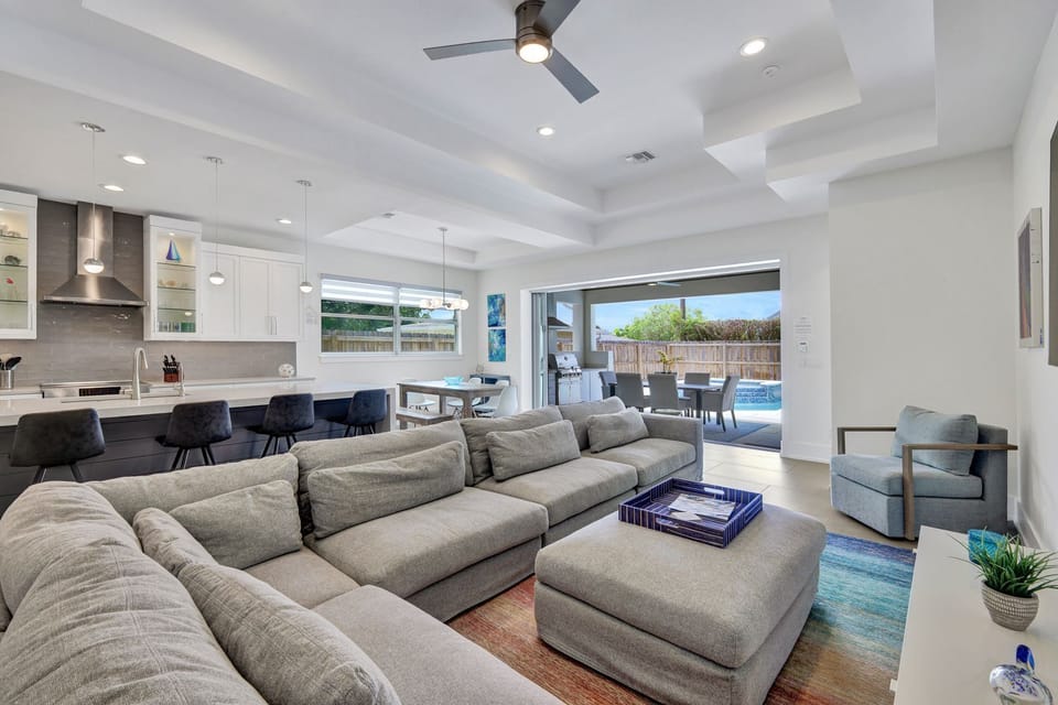 Open Living for Easy Gatherings