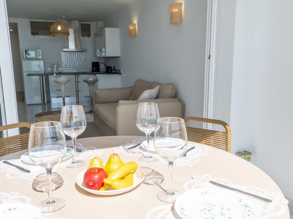 Table, Food, Tableware, Furniture, Drinkware, Stemware, Dishware, Couch, Chair, Tablecloth