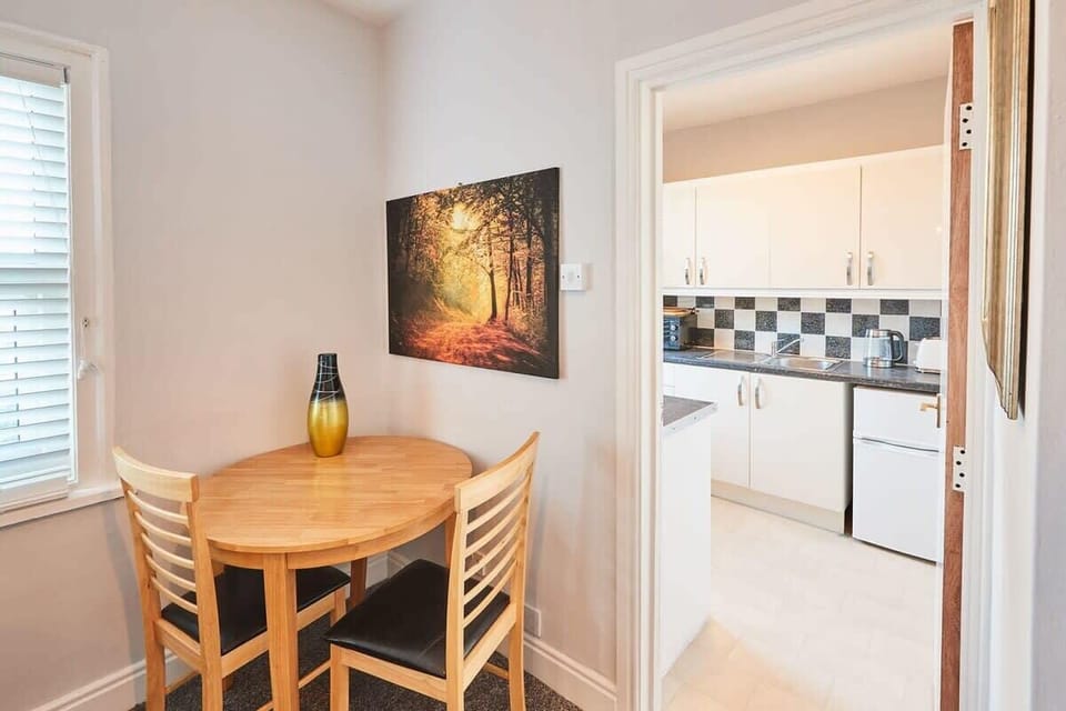 Seas The Day, Saltburn-by-the-Sea - Host & Stay