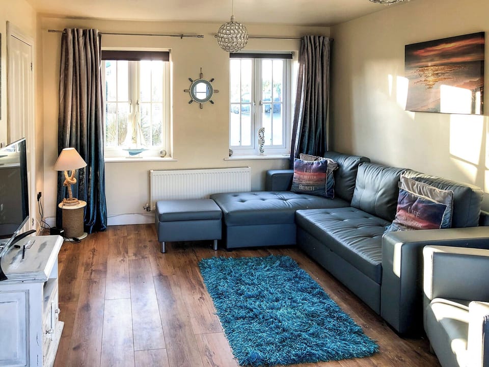 Living room/dining room | Sunset Cottage, Filey