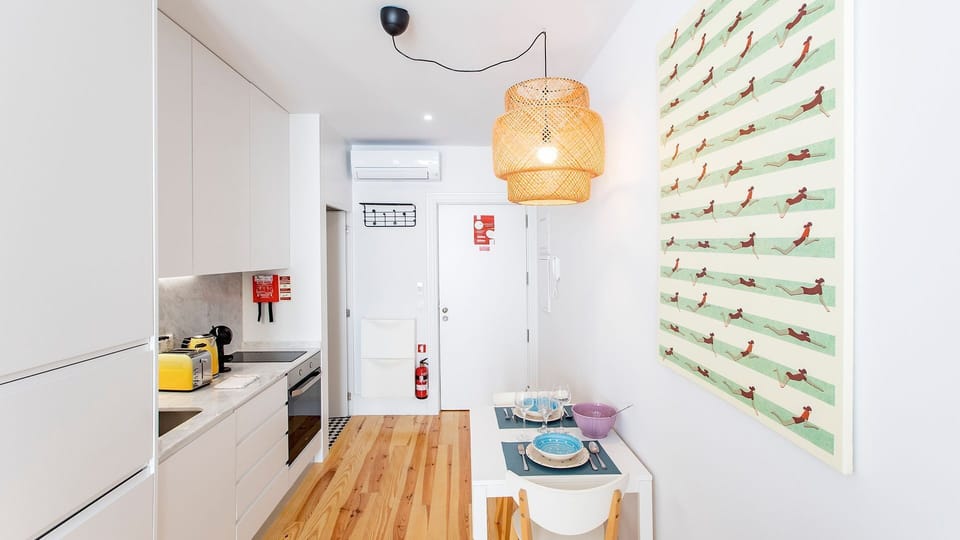 dining area #downtown #porto #airbnb
