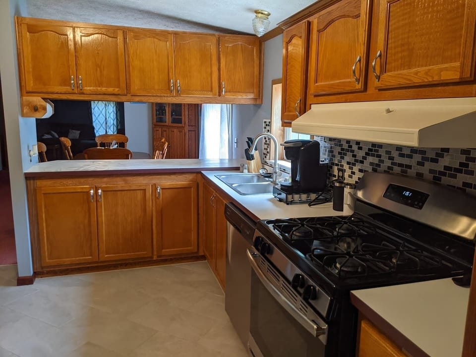 Kitchen 2 with Keurig