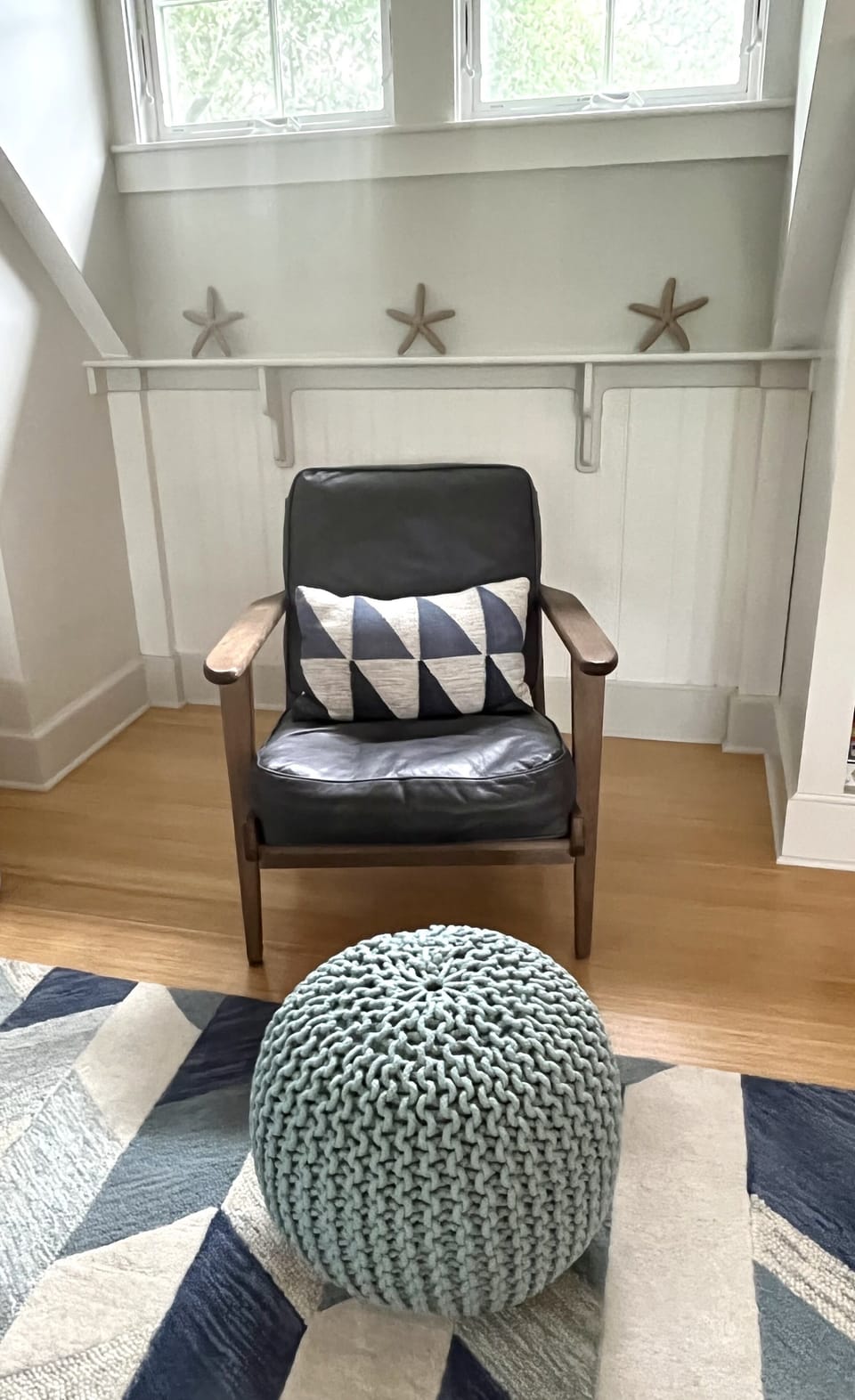 Comfortable seating in the bright living room 