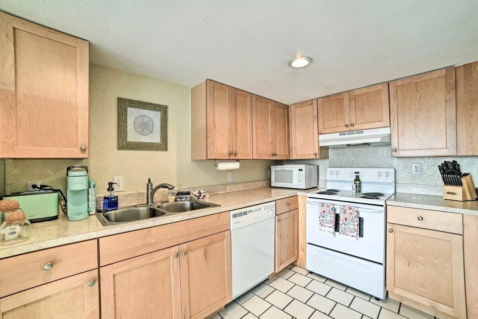 Kitchen | Fully Equipped | Cooking Basics