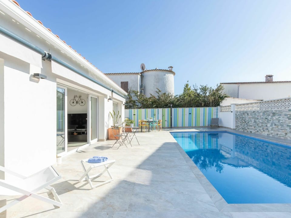 Sky, Water, Swimming Pool, Blue, Shade, Building, Interior Design, House, Plant, Architecture