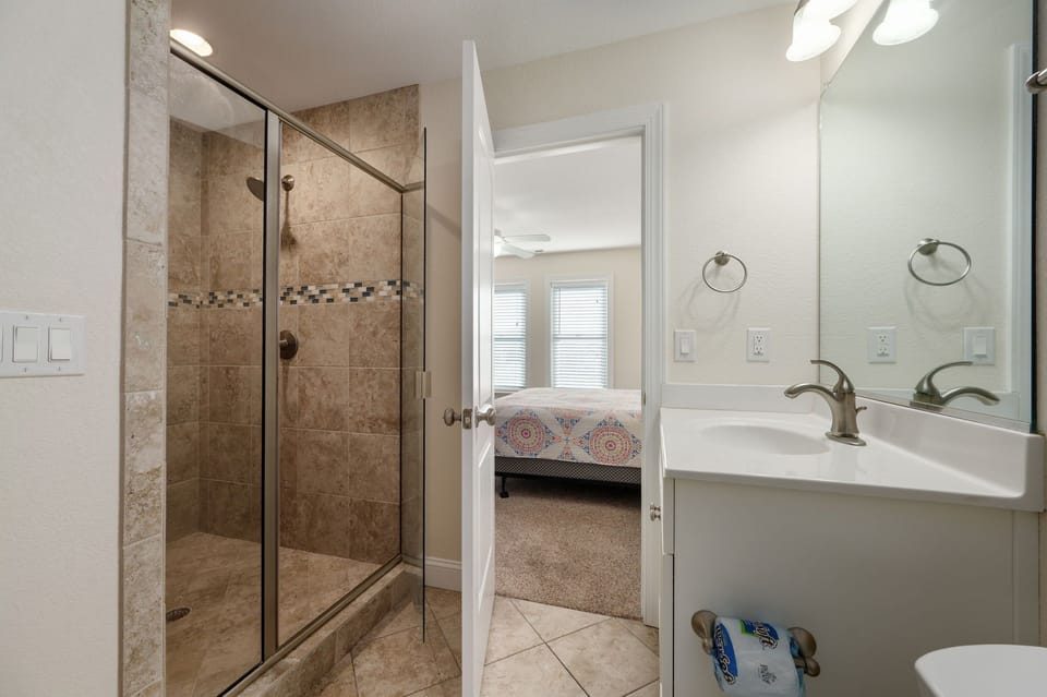 NH187: Driftwood Tides | TL Bedroom 5 - Private Bath