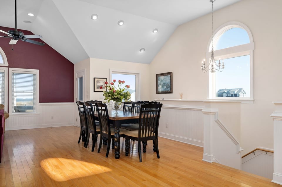 NH189: South Fork Farms 6 | TL Dining Area