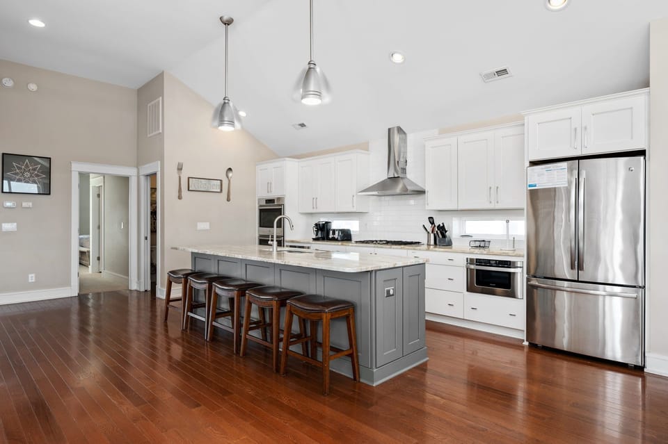 NH140: Sunset Beach House | TL Kitchen Area