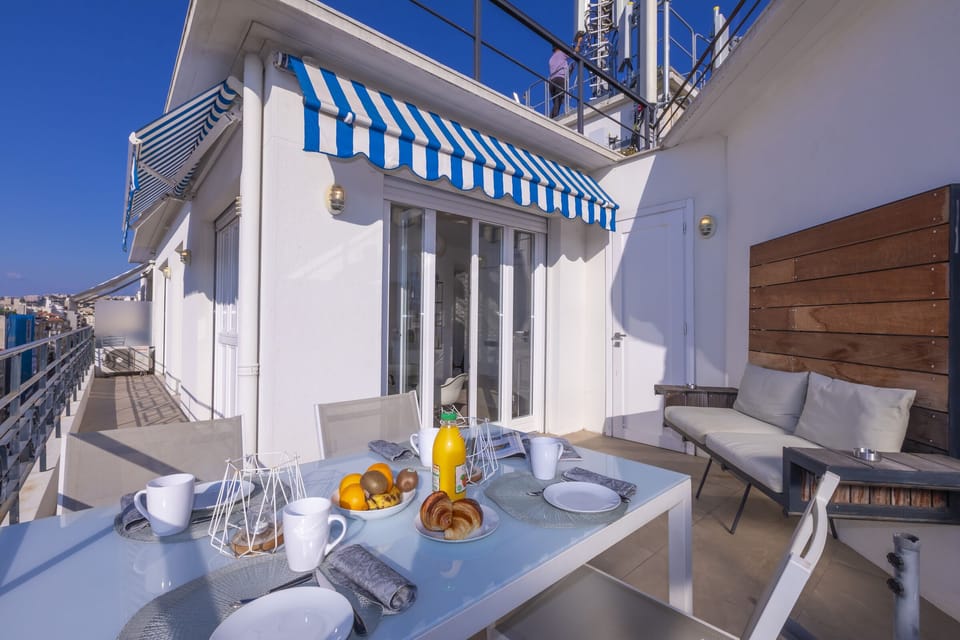 Rooftop terrace with amazing views over Nice