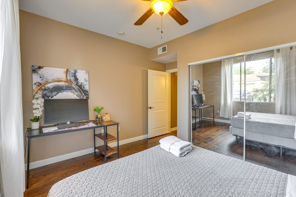 Bedroom 2 | Desk Workspace | Monitor & Keyboard