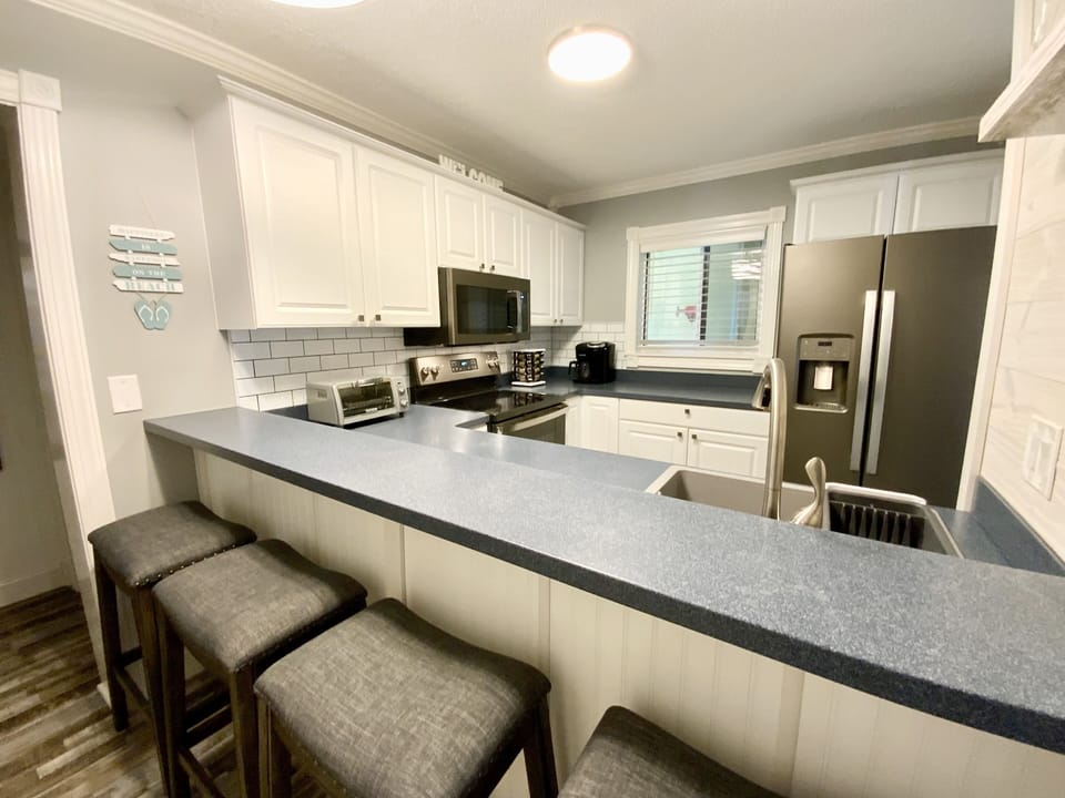 Bar in Kitchen