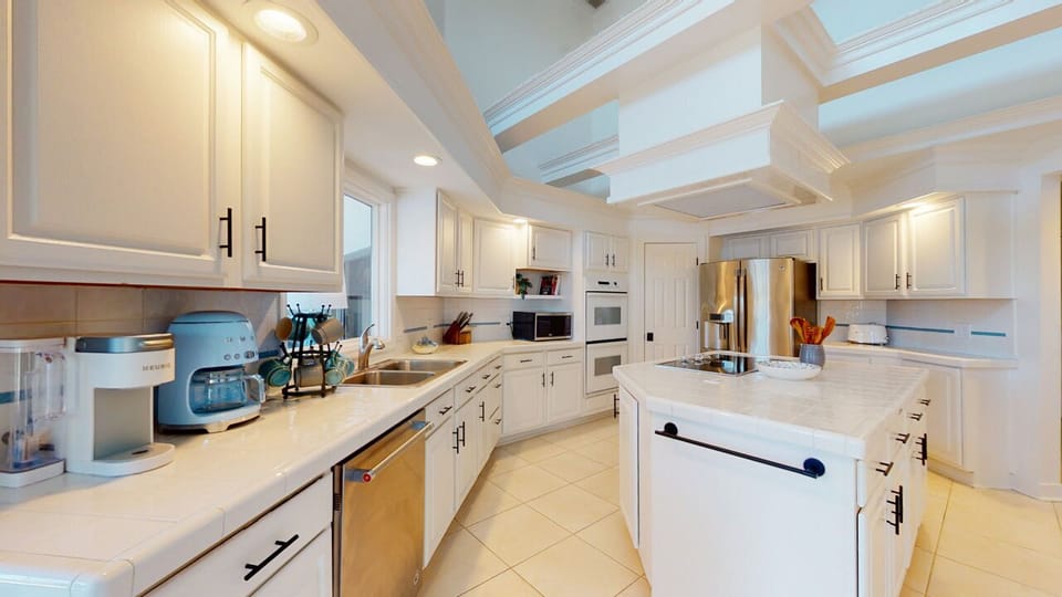 Fully-Equipped Kitchen