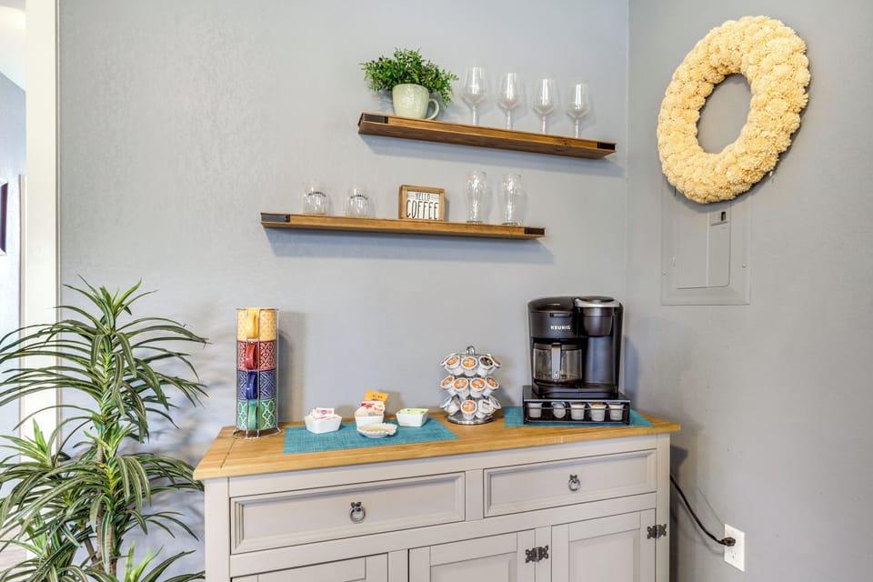 Kitchen | Coffee Bar