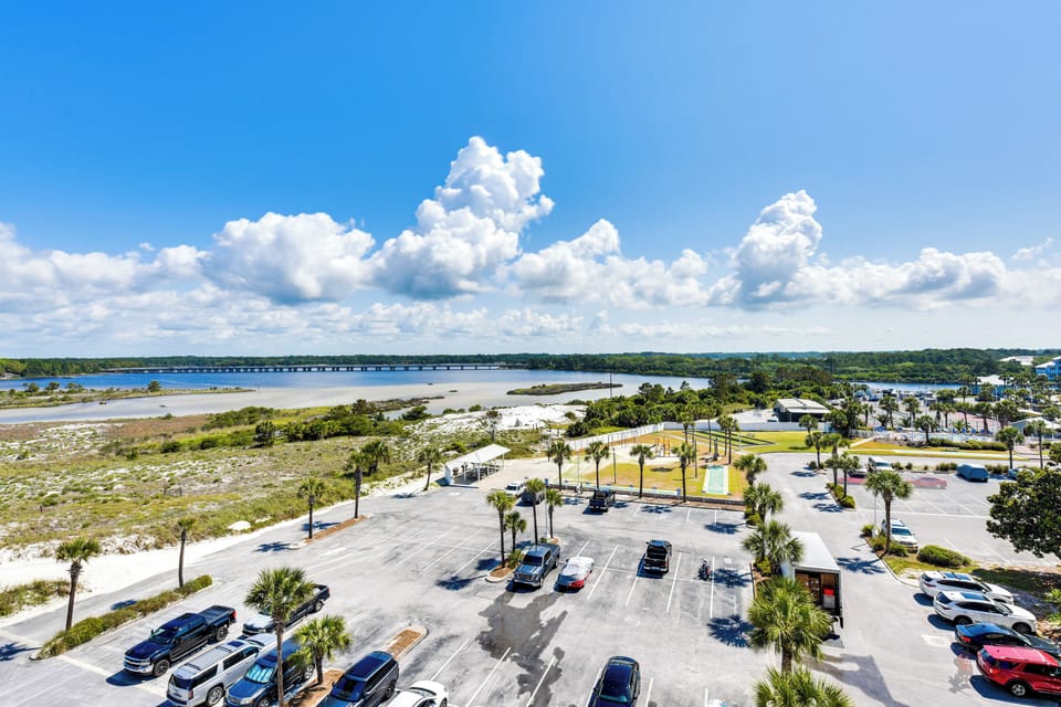 Parking | Community Parking Lot (2 Vehicles)