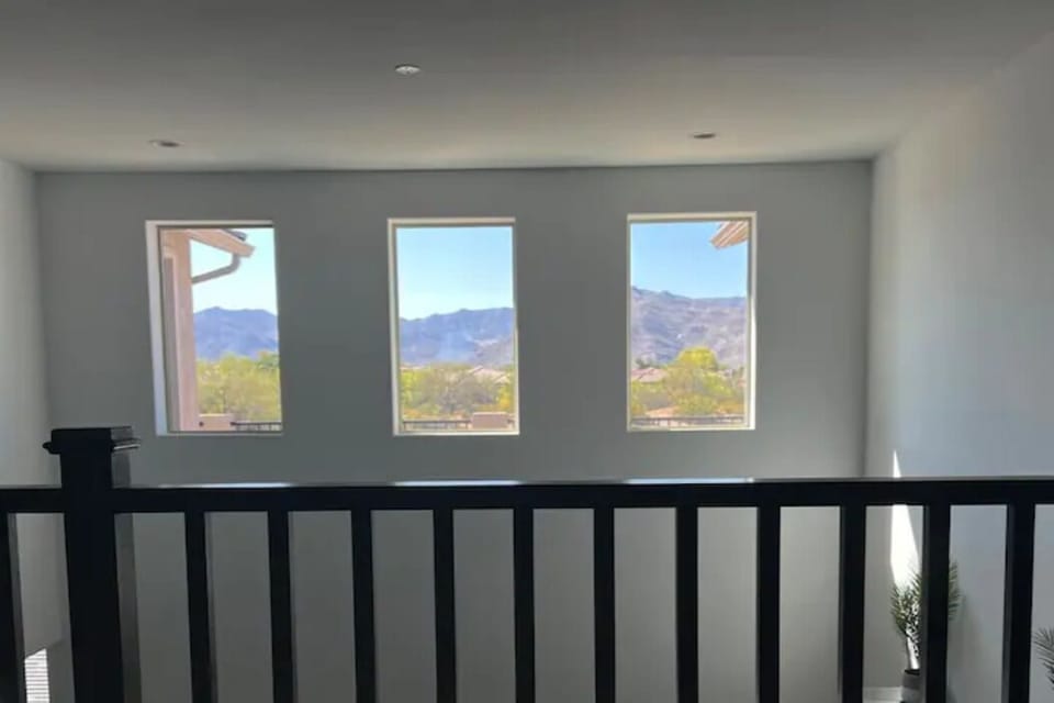 Beautiful mountain view abound! 