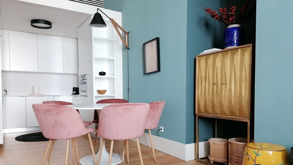 Dining area with kitchenette #downtown #lisbon #airbnb