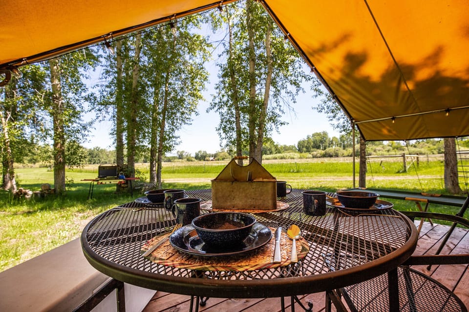 Outdoor Dining Table - Dishware, Cookware, Cutlery Provided