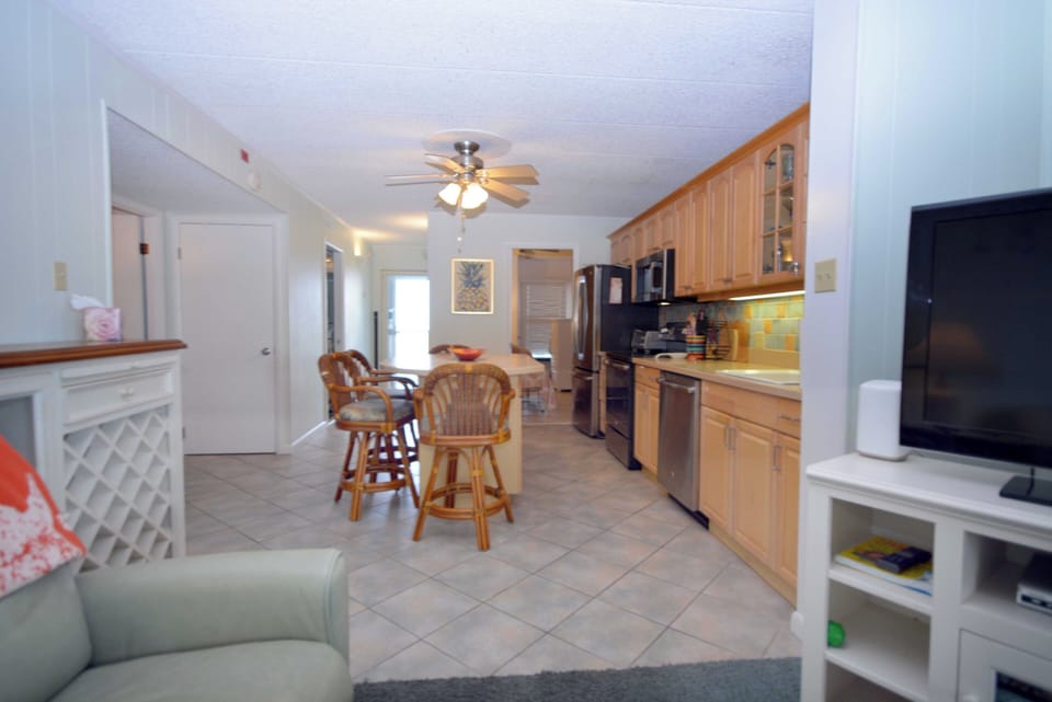 LIVING-AREA