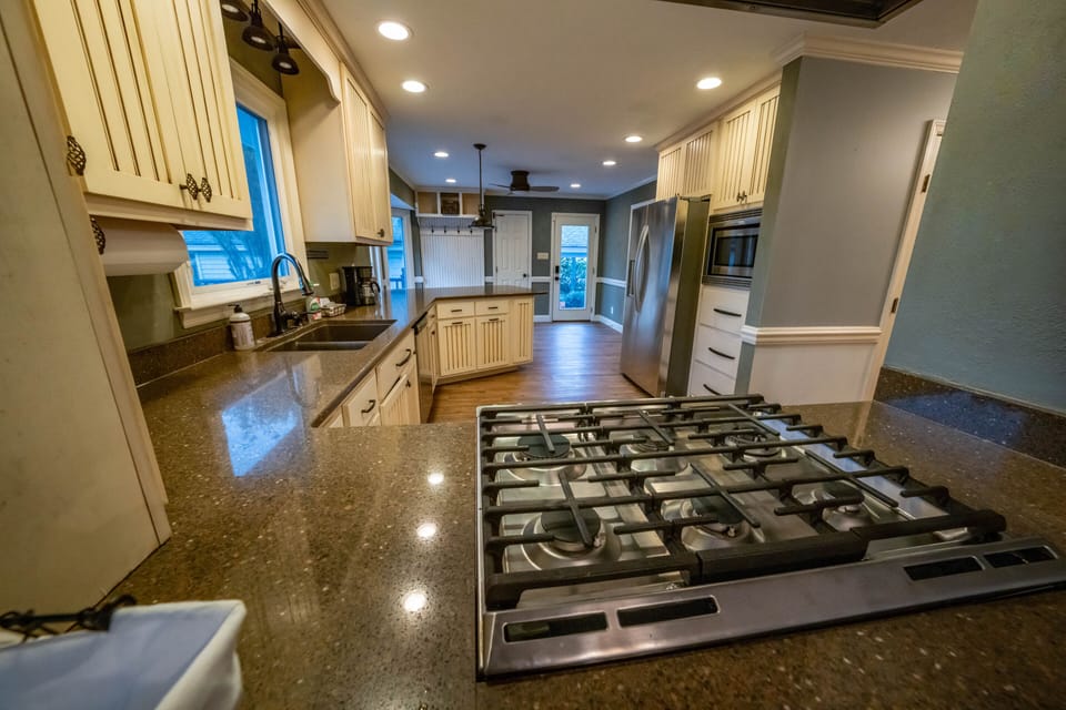 Fully equipped kitchen