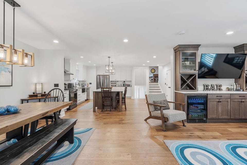 Open concept living at its finest!
