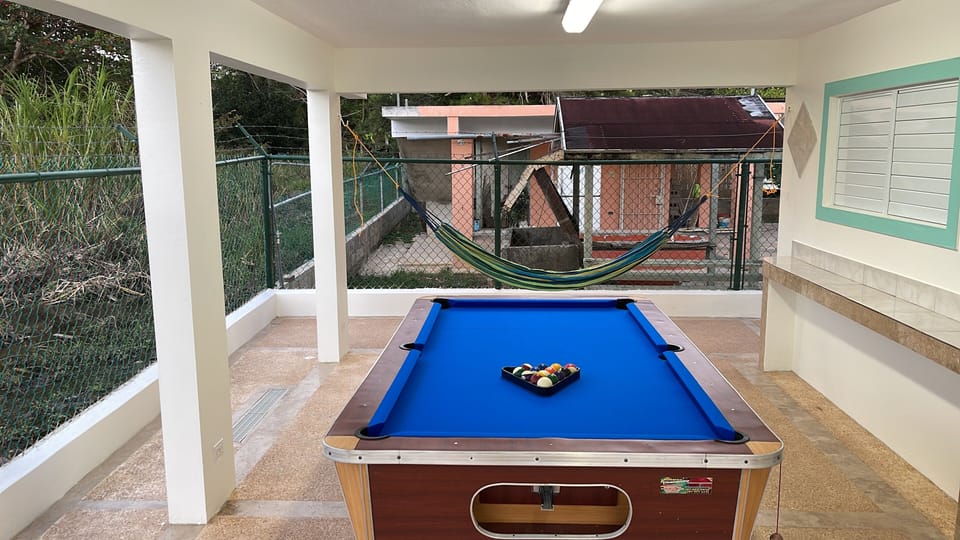 Private pool table 
