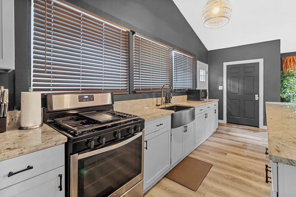 Kitchen (2)