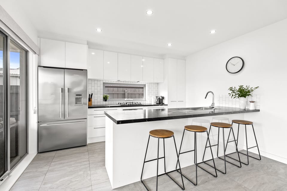 Downstairs kitchen 