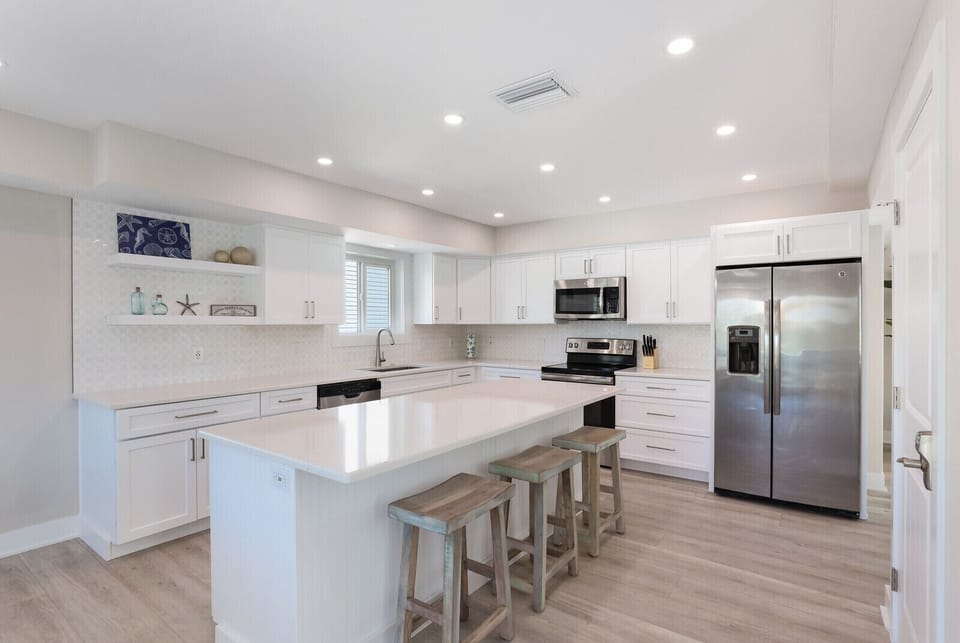 Beautifully updated kitchen