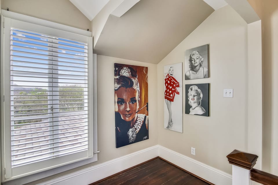 Fashionable decor