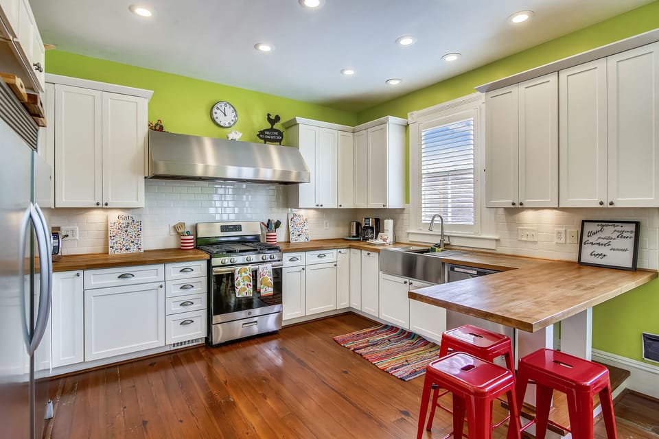 Fully equipped spacious kitchen